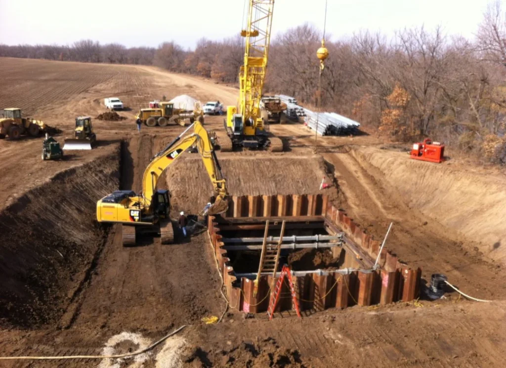 heavy machines work on land